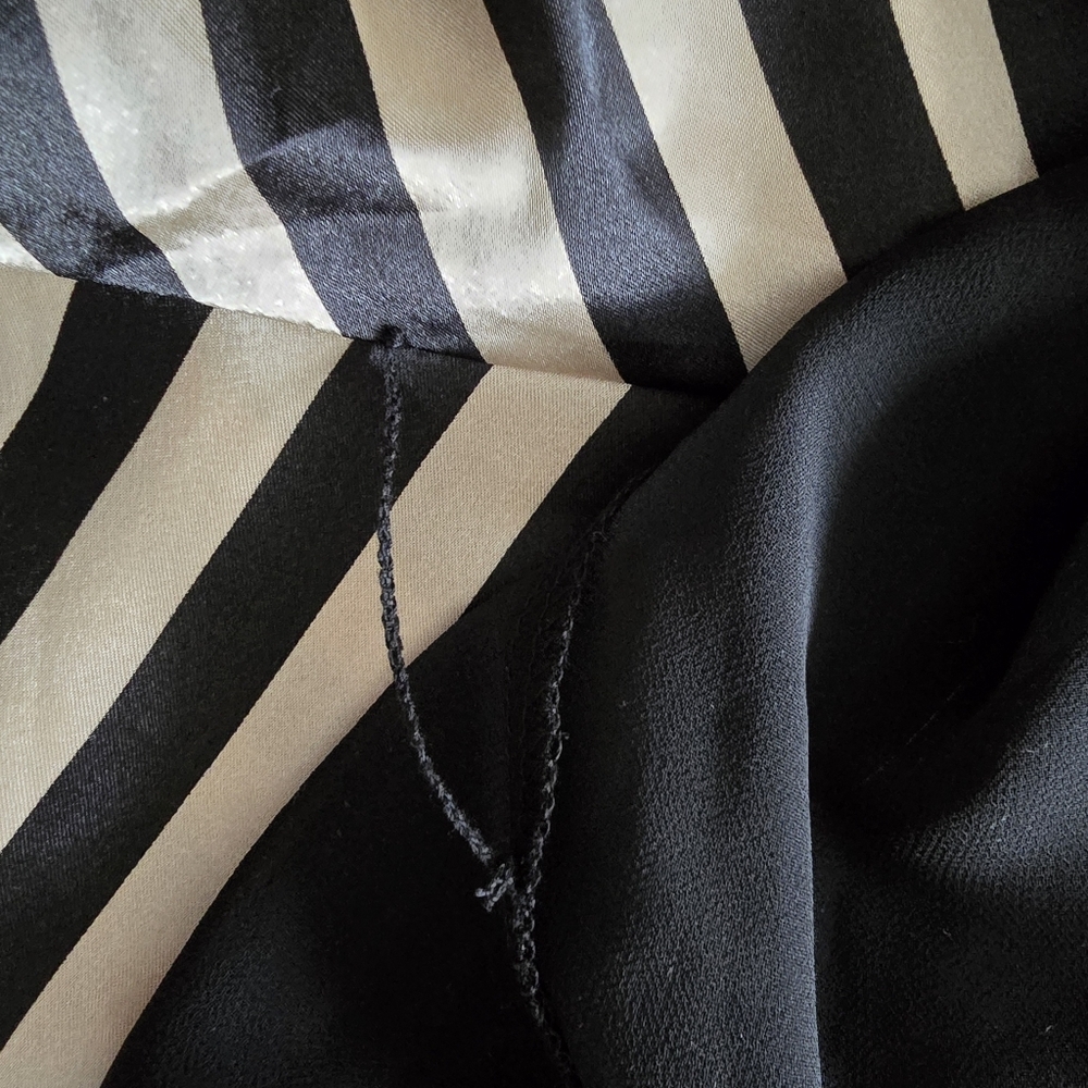 Jacques Vert Two-layer Skirt Black Sheer Outer Layer Diagonal Stripe Size 18 - Picture 11 of 11